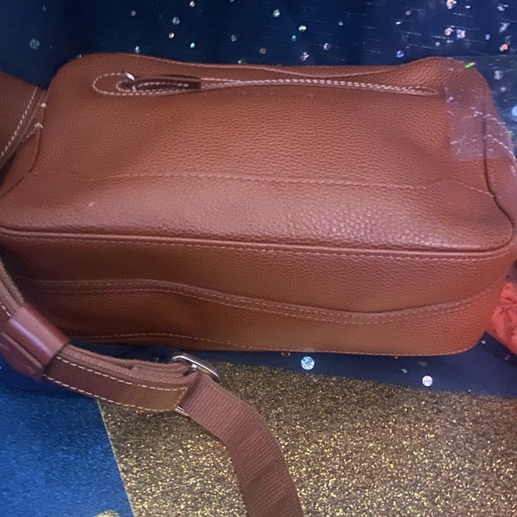 LONGCHAMP LEATHER BRITISH TAN CAMERA STYLE CROSSBODY Bag GORG LUX CLASSIC Sm EUC - Picture 6 of 16